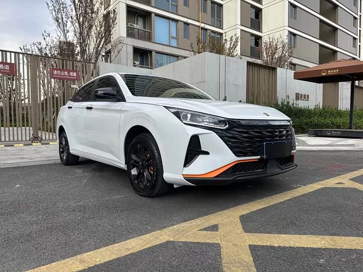 Dongfeng Yixuan