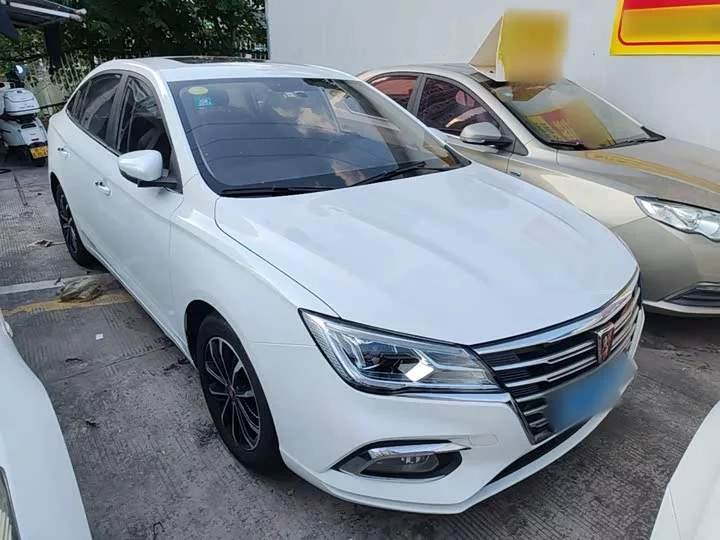 Roewe i5