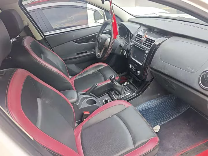 BAIC S3