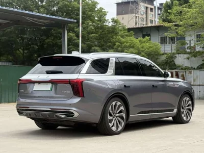 Hongqi E-HS9