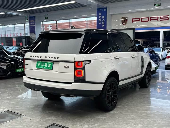 Land Rover range rover