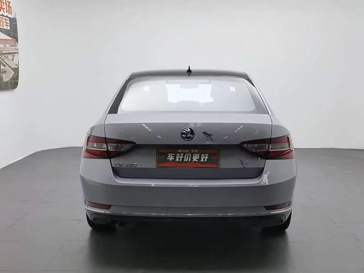 Skoda SuperB