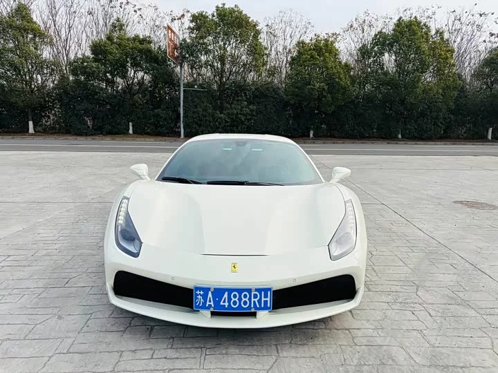 ferrari 488