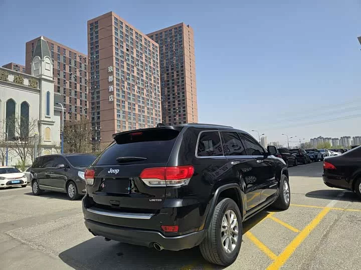 Jeep Grand Cherokee