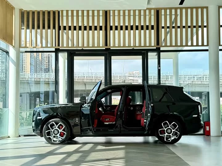Rolls Royce Cullinan