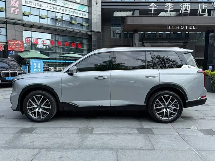 GAC Trumpchi GS8