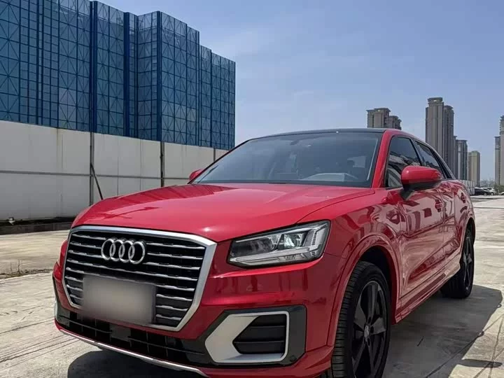 Audi Q2L