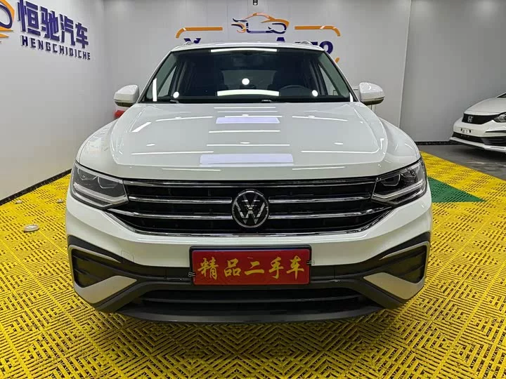 Volkswagen Tiguan L