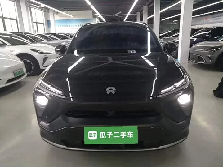NIO ES6