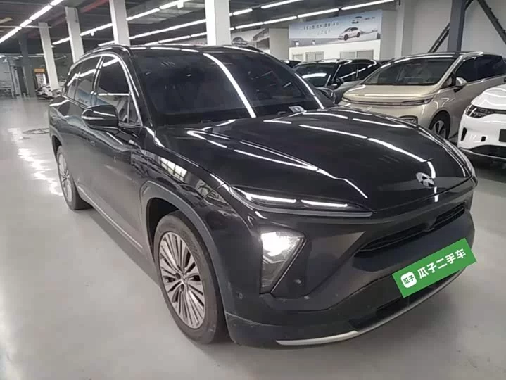 NIO ES6