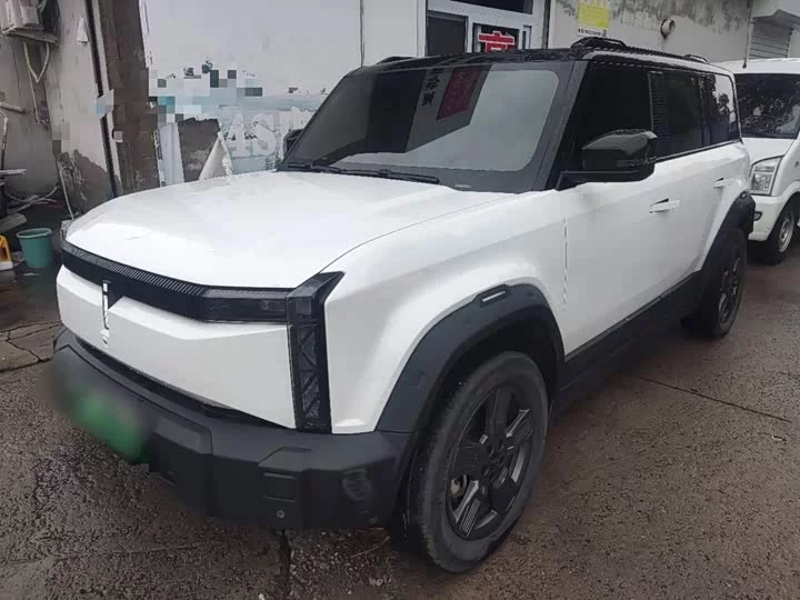 iCAR 03