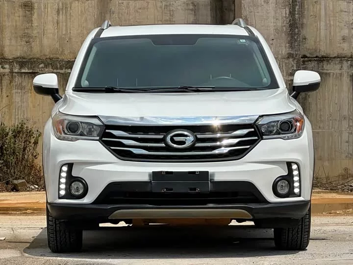 GAC Trumpchi GS4