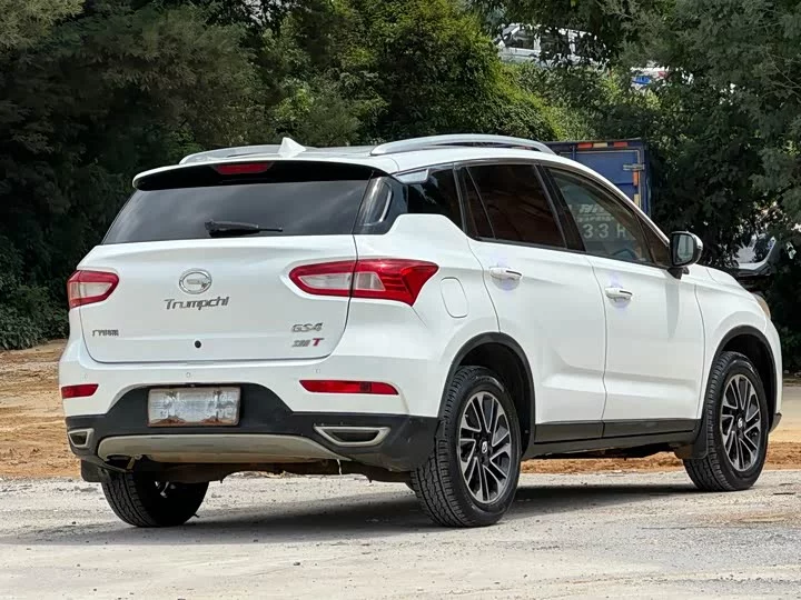 GAC Trumpchi GS4