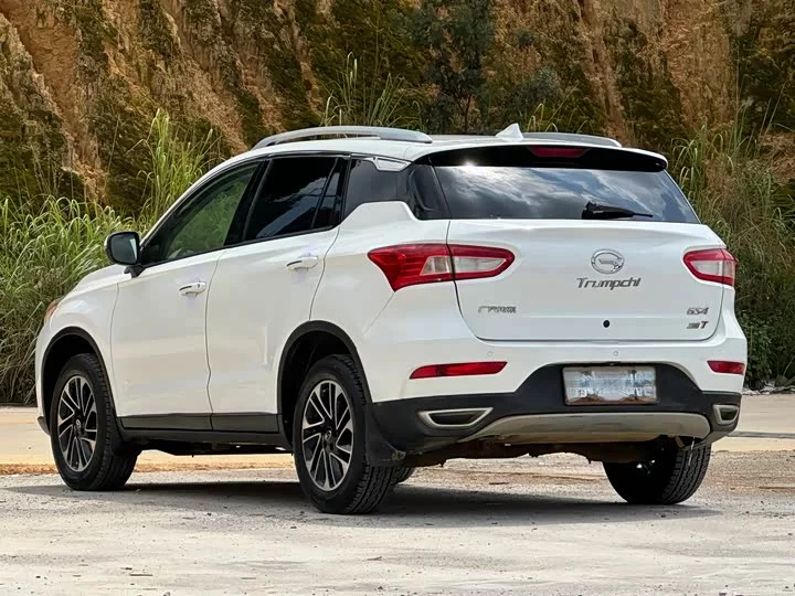GAC Trumpchi GS4