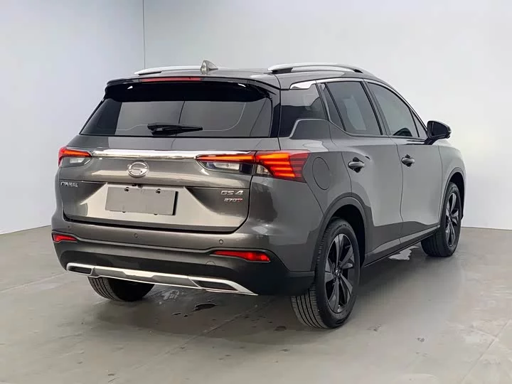 GAC Trumpchi GS4