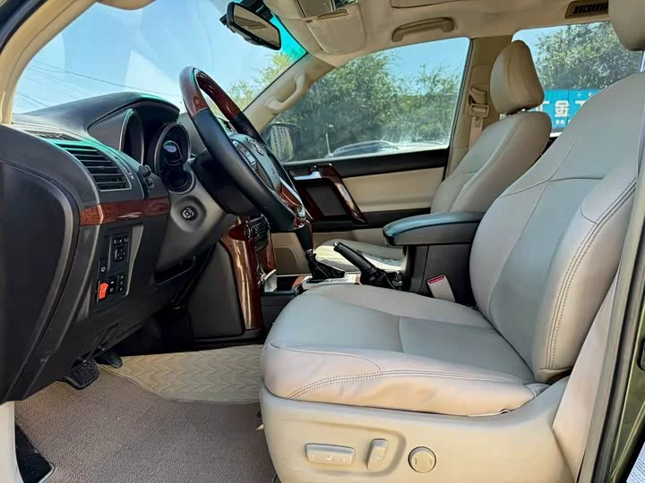 Toyota prado