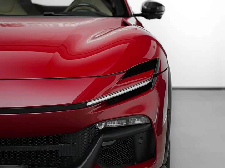 ferrari Purosangue