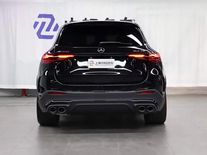 Mercedes-Benz GLC AMG