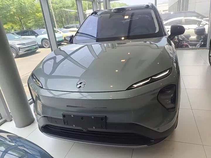 NIO ES7