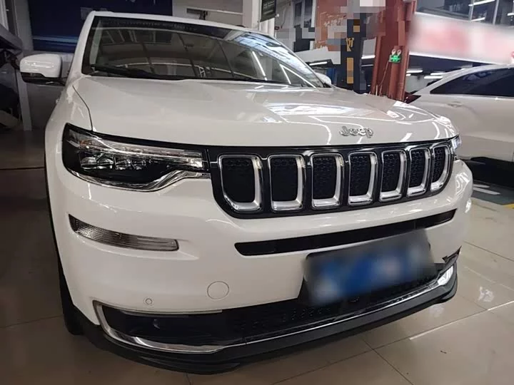 Jeep grand commander