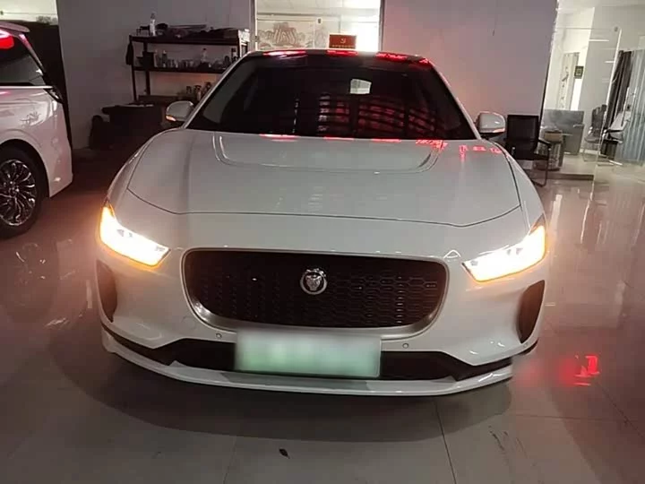 Jaguar I-PACE