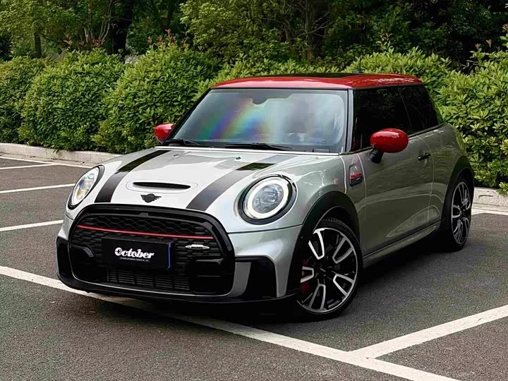 MINI JCW