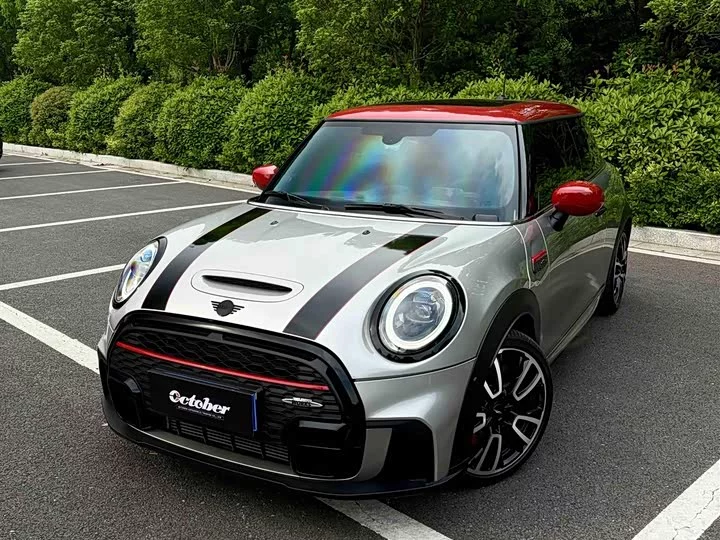 MINI JCW