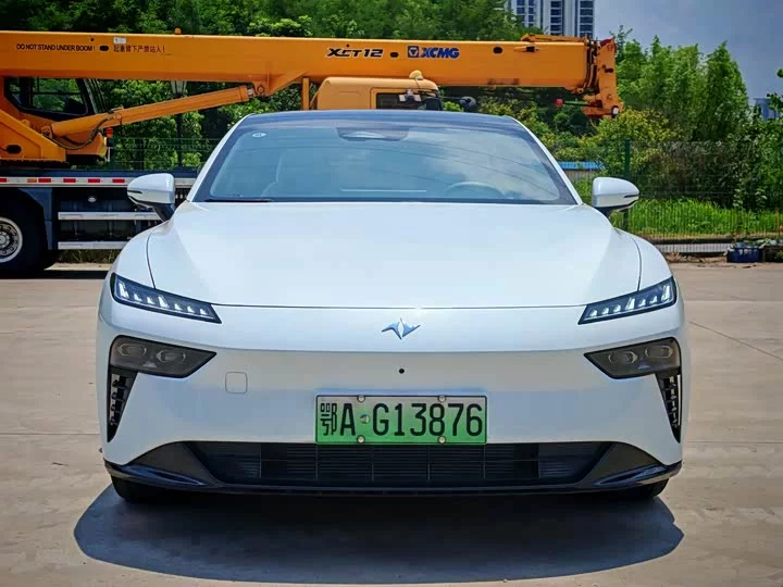 Dongfeng eπ007