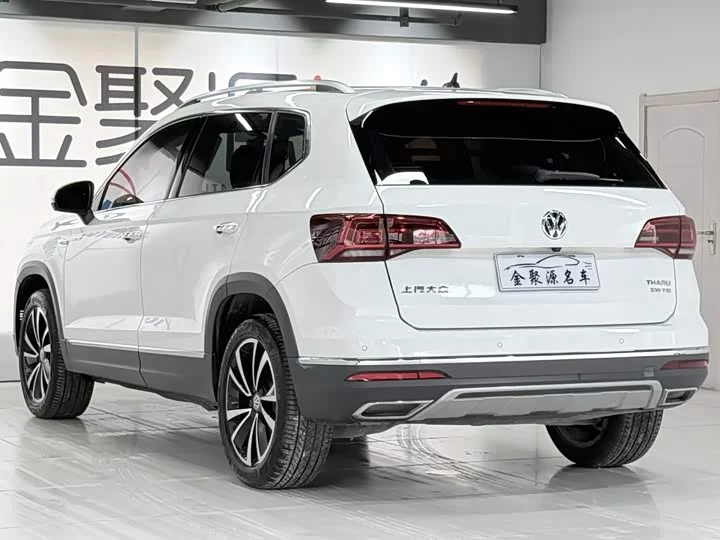 Volkswagen Tharu