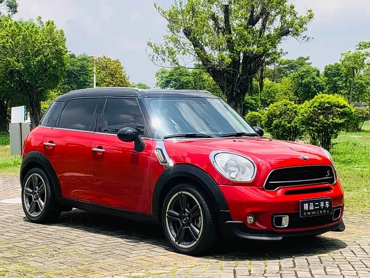 MINI COUNTRYMAN