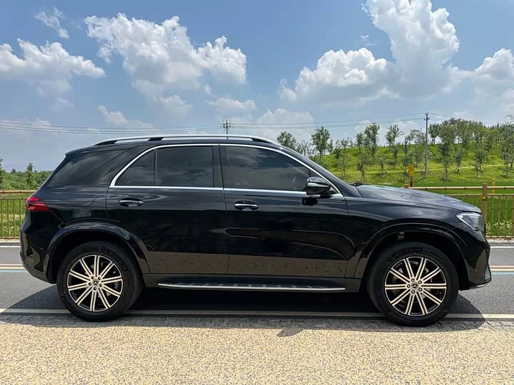 Mercedes-Benz GLE (Imported)
