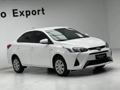 Toyota YARiS L Enjoy