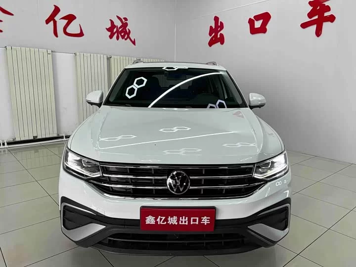 Volkswagen Tiguan L