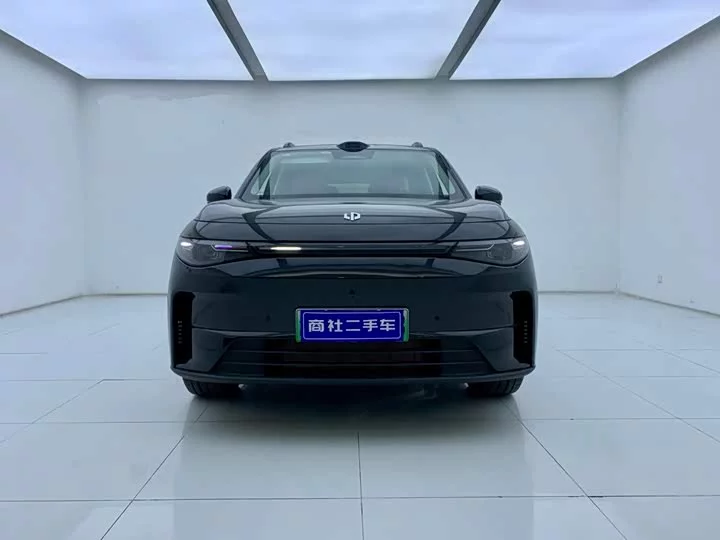 Leapmotor C16