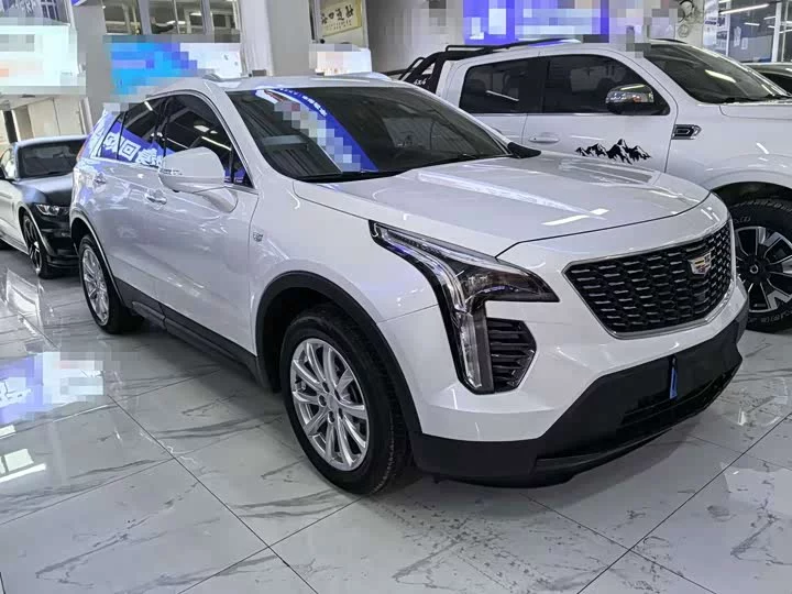 Cadillac XT4