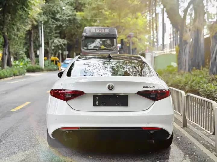 alfa romeo Giulia Juliet