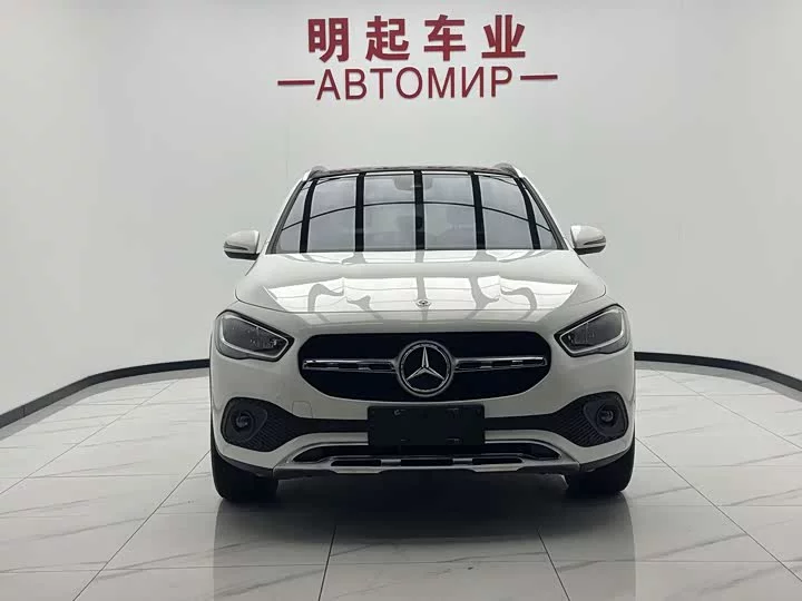 Mercedes-Benz GLA