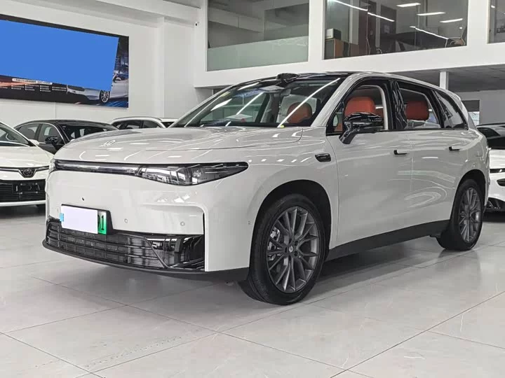 Leapmotor Zero running C10