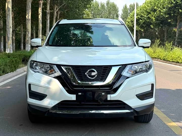 Nissan Qijun