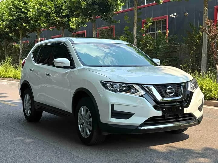 Nissan Qijun
