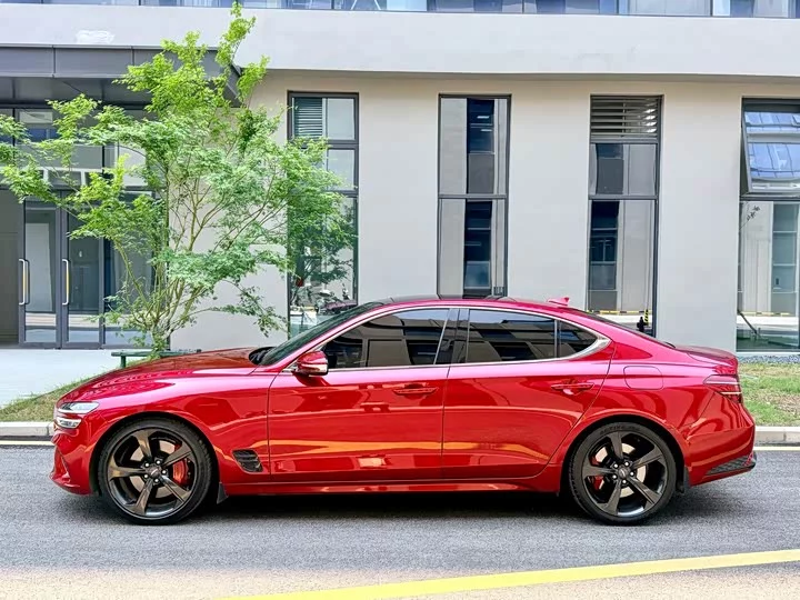 Genesis G70