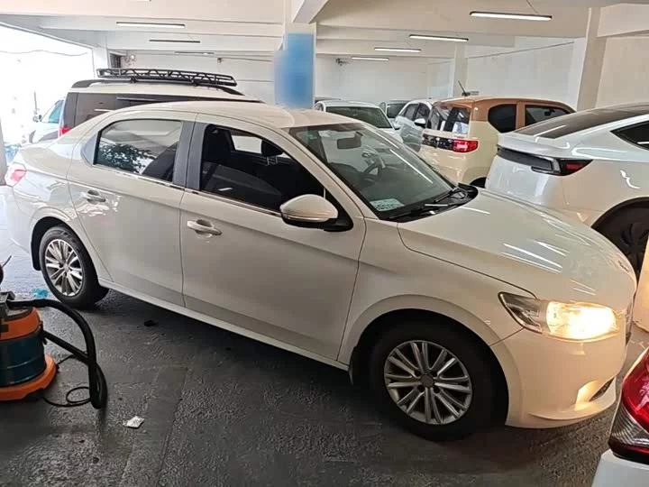 Peugeot 301