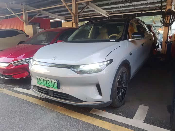 Leapmotor Zero running C11