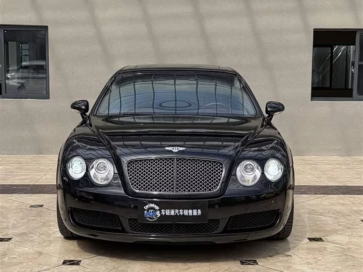 Bentley galloping