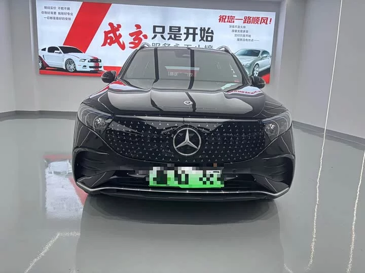 Mercedes-Benz EQB