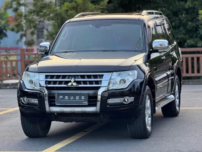 Mitsubishi Pajero, 2017 — купить с доставкой из Китая