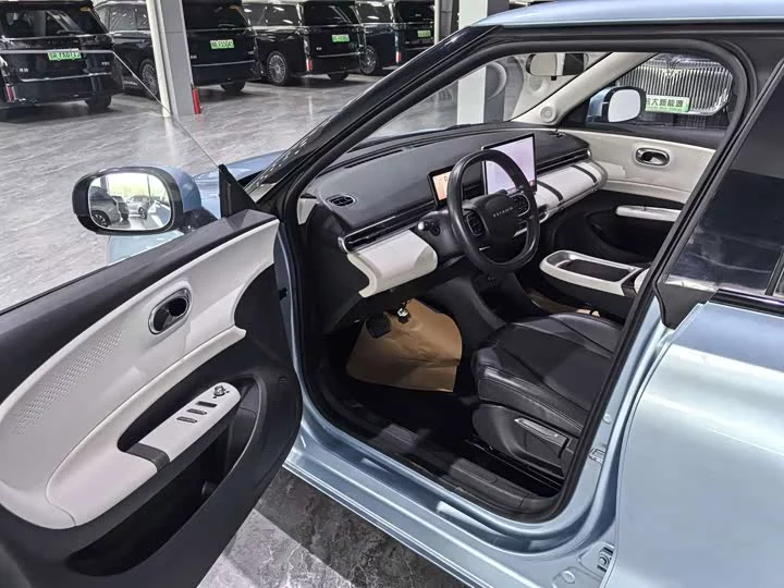 Dongfeng Nano 01