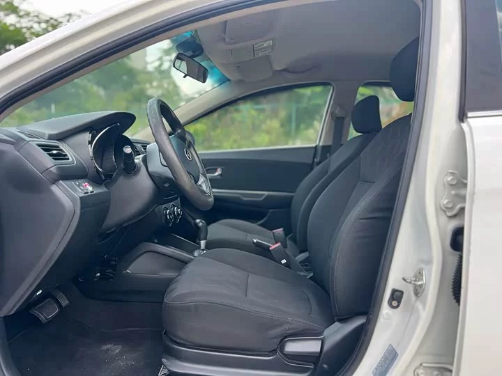 kia K2