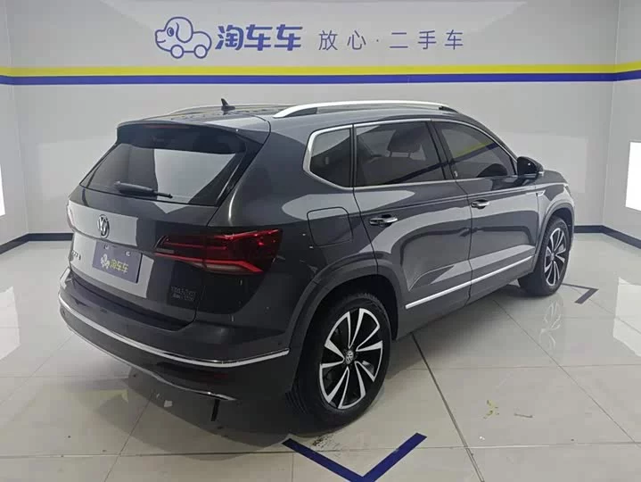 Volkswagen Tharu