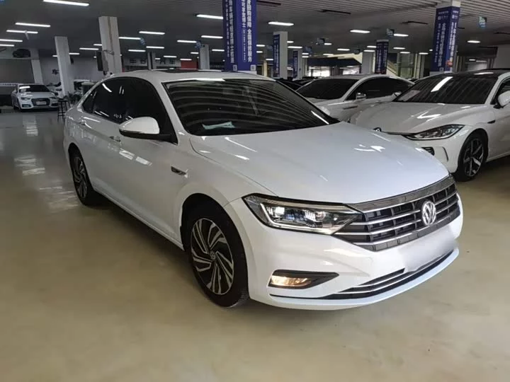 Volkswagen Sagitar